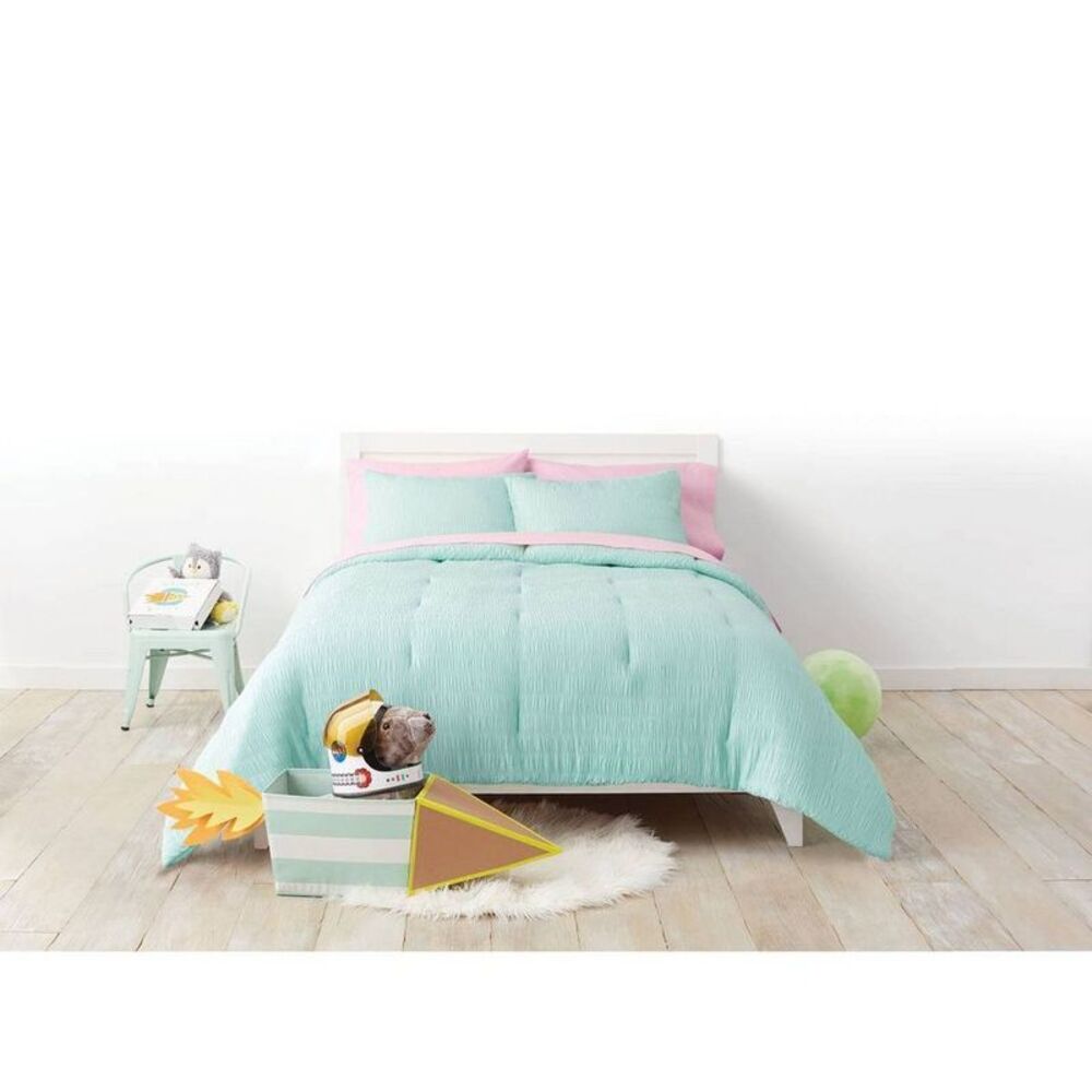 Pillowfort - Seersucker Kids' Bedding Comforter Set Mint - Picture 4 of 4